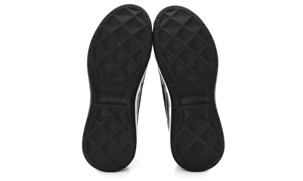 Chanel Velvet Calfskin & Mixed Fibers Sneaker 'Black'
