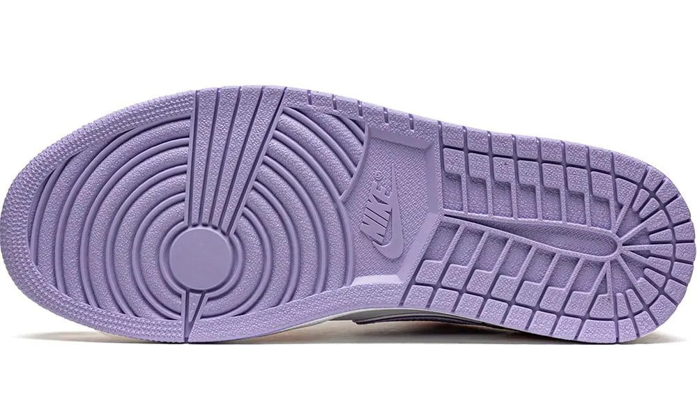 Air Jordan 1 Low SE "Arctic Punch"
