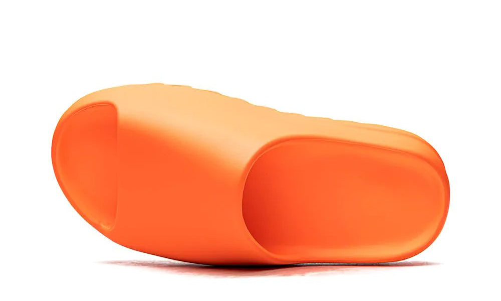 Yeezy Slides "Enflame Orange"