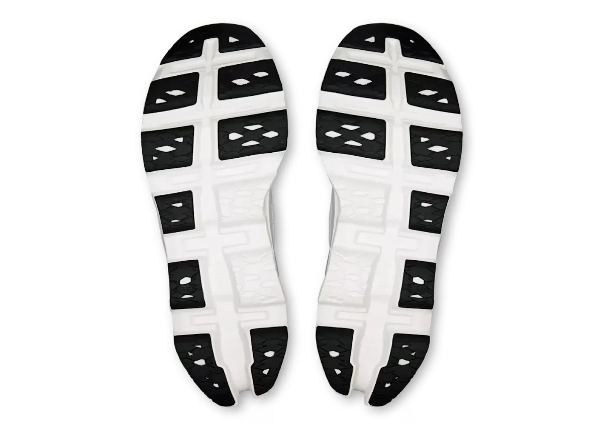 On Cloudmonster 3 "White"