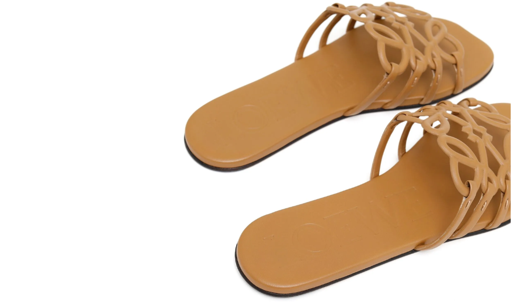 Loewe Petal Anagram slides "Camel Brown"