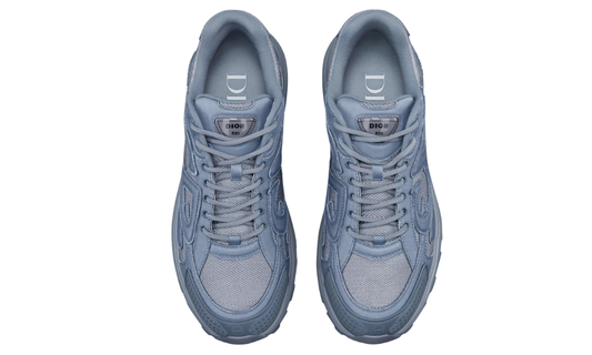 Dior B30 و Stone Island - إصدار محدود ومرقم "أزرق"