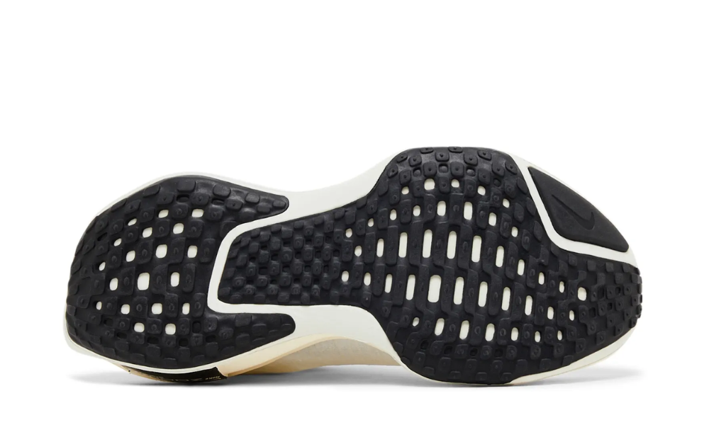 Nike  ZoomX Invincible 3 'Summit White Black'