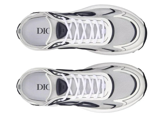 حذاء Dior B30 "كاونت داون تك" باللونين الأبيض والرمادي