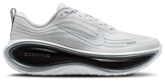 Nike Vomero Plus "White / Black"