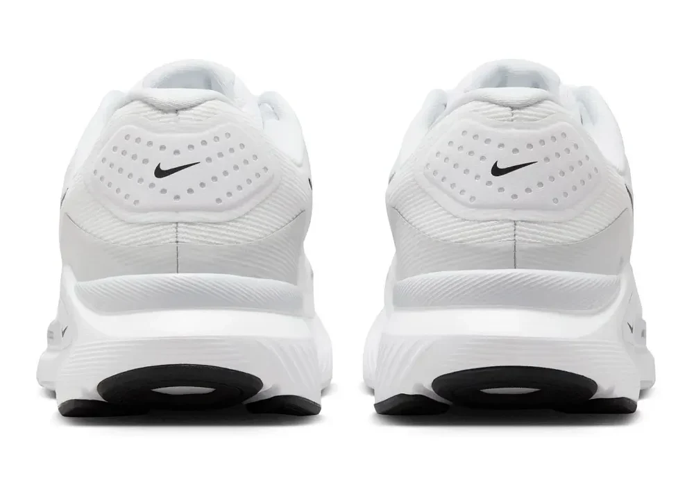 Nike Structure 26 "White"
