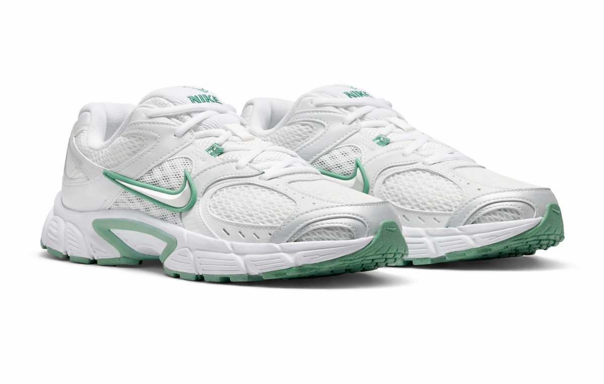 Nike V5 RNR "Summit White/Vast"