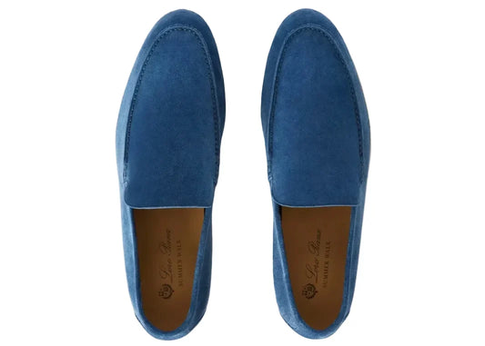 حذاء "لوفر" Summer Walk من Loro Piana باللون الأزرق الداكن