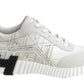 Sneakers Bouncing
