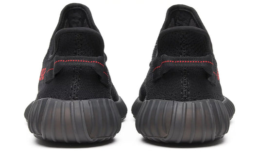 Yeezy Boost 350 V2 “أسود/أحمر”