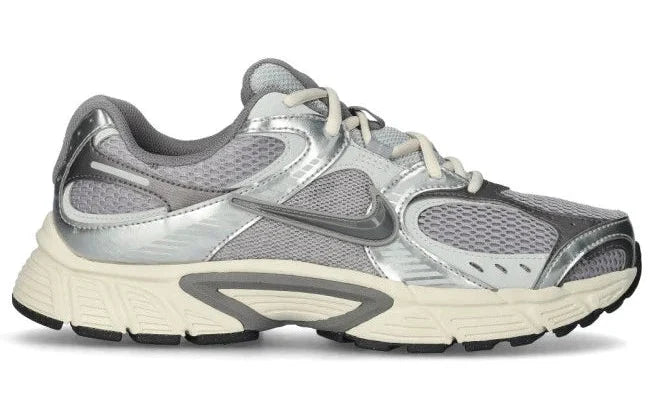 Nike V5 RNR "Cement Grey/Grey Fog/Light Orewood Brown"
